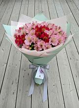 Букет цветов из:  Альстромерии в Ельдигино
