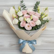 Букет цветов из:  Лизиантусы в Ельдигино