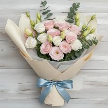 Букет цветов из:  Лизиантусы в Ельдигино