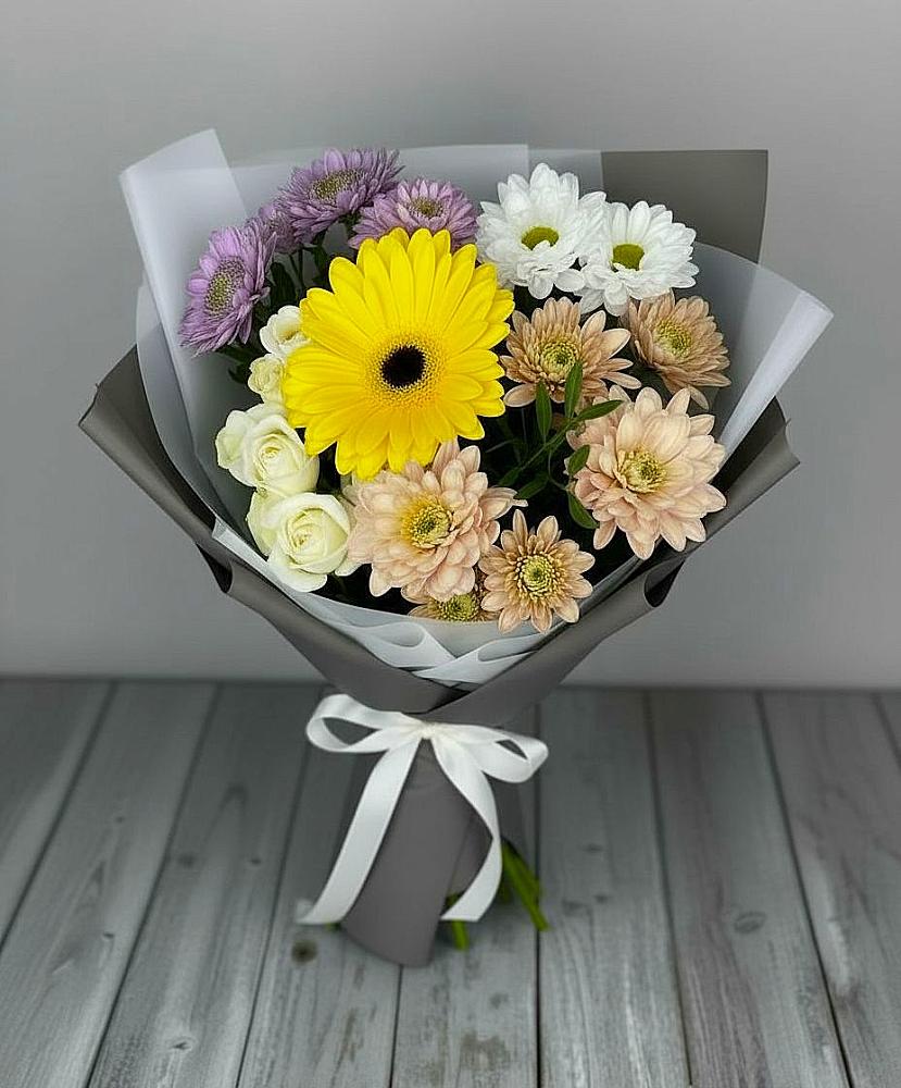 Букет цветов из: Розы, Герберы и Хризантемы в Ельдигино