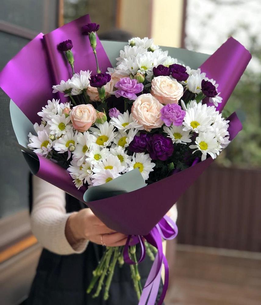 Букет цветов из: Хризантемы, Гвоздики и Розы в Ельдигино