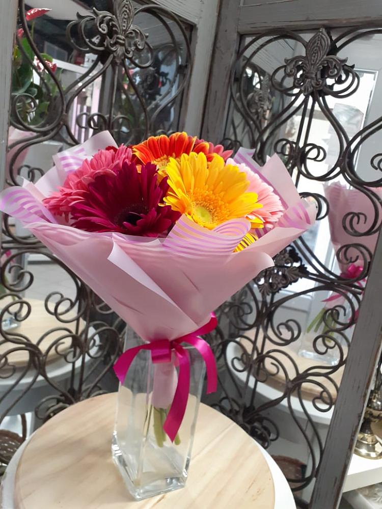 Букет цветов из: Герберы в Ельдигино