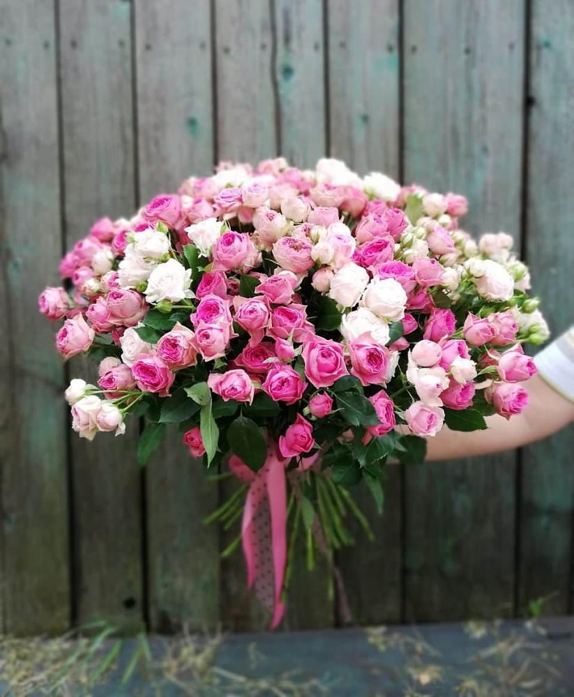 Букет Розовые кустовые розы Натали и Лав Лидия в Ельдигино