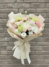 Букет цветов из:  Гвоздики, Розы, Лизиантусы и Хризантемы в Ельдигино