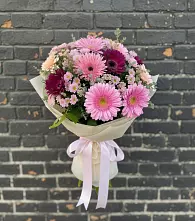 Букет цветов из:  Герберы и Хризантемы в Ельдигино
