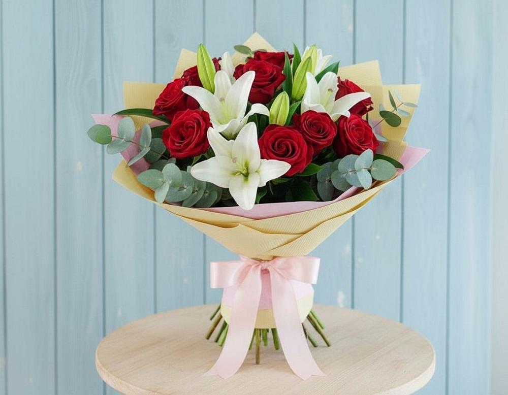 Букет цветов из: Лилии и Розы в Ельдигино
